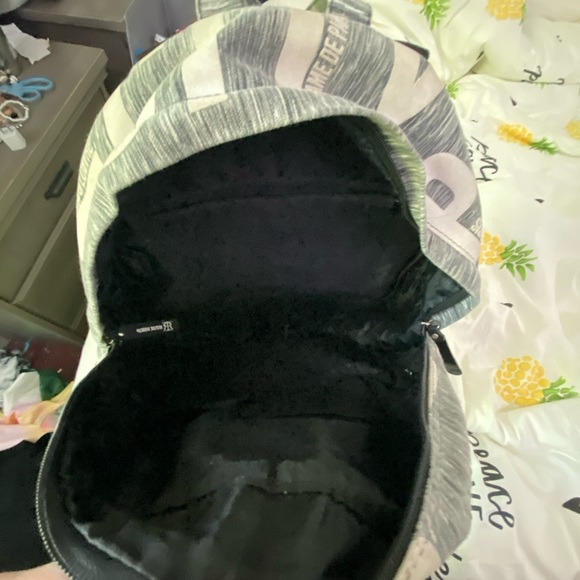 Robin Ruth Paris Backpack - Picture 8 of 12